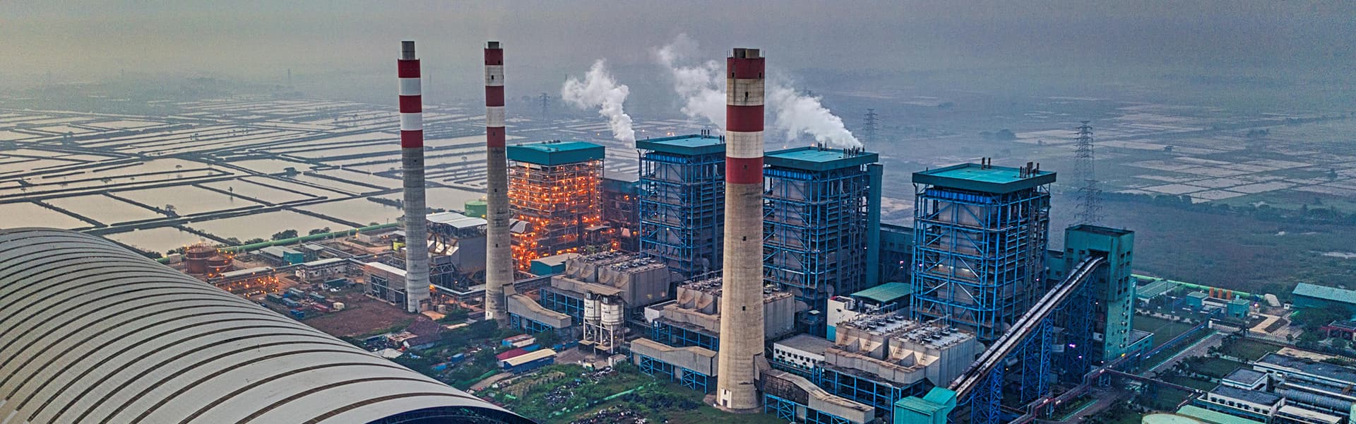 մեր մասին background image